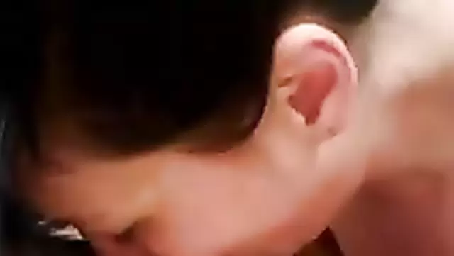 Katta tabiiy kokrakli ozbek ayoli oral jinsiy aloqa qiladi